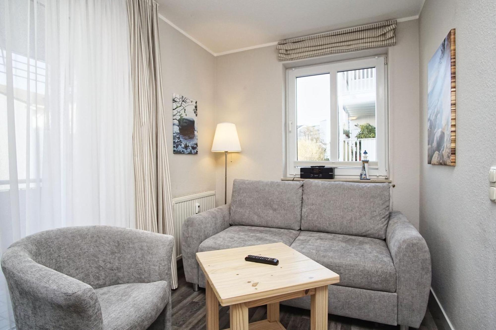 Zentrale Fewo Mit Balkon, Gratis Nutzung Vom Ahoi Erlebnisbad Und Sauna In Sellin - Villa Buskam Fewo 27 Goehren  Dış mekan fotoğraf