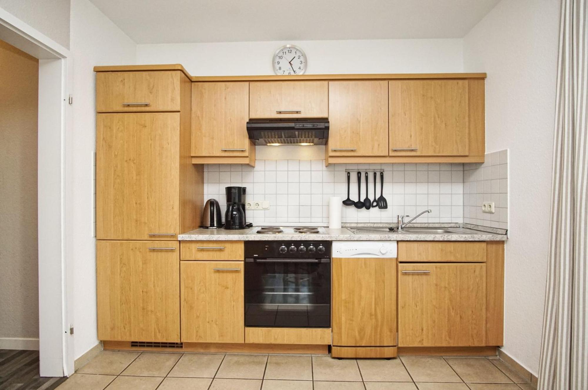 Zentrale Fewo Mit Balkon, Gratis Nutzung Vom Ahoi Erlebnisbad Und Sauna In Sellin - Villa Buskam Fewo 27 Goehren  Dış mekan fotoğraf