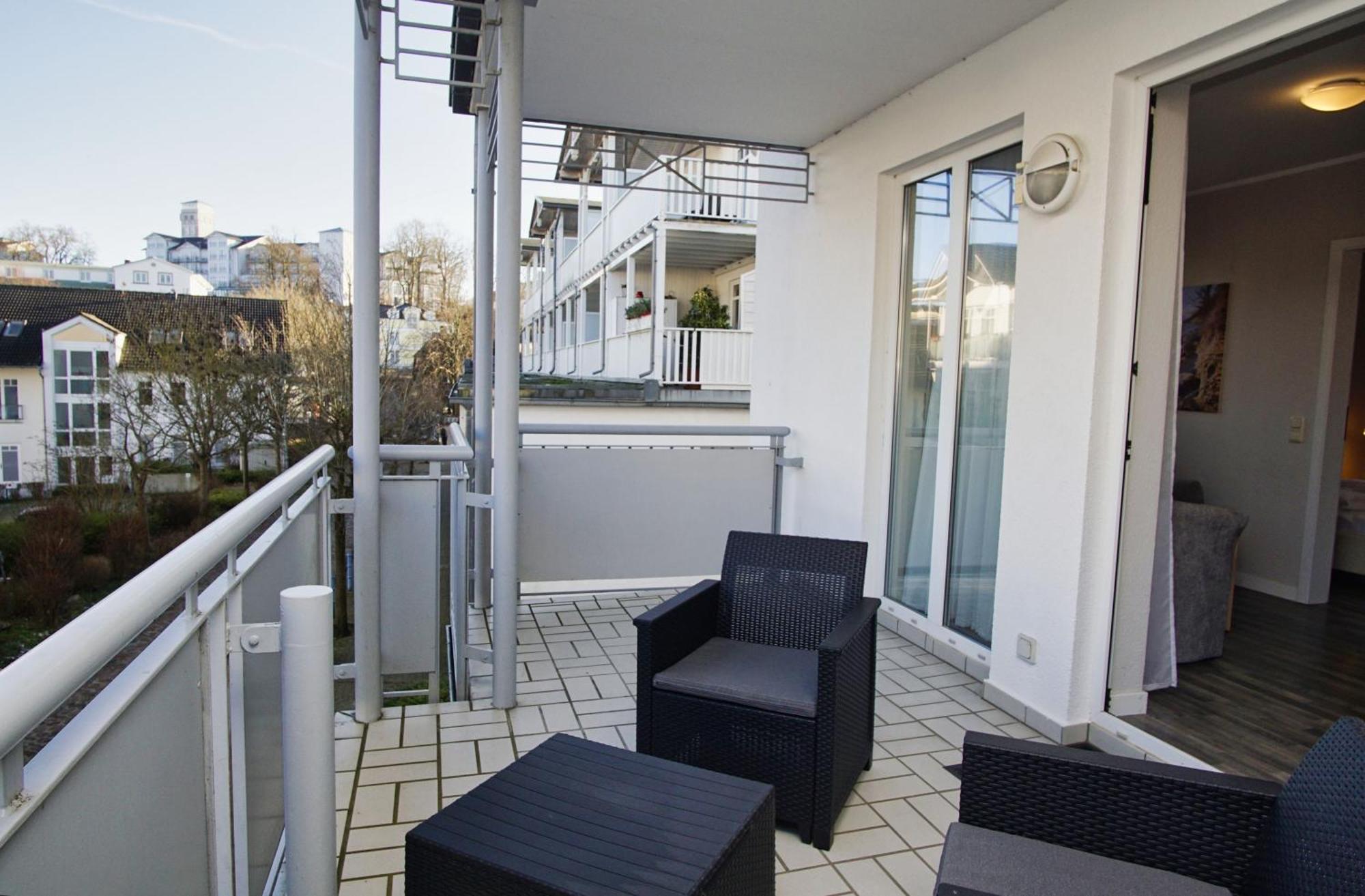 Zentrale Fewo Mit Balkon, Gratis Nutzung Vom Ahoi Erlebnisbad Und Sauna In Sellin - Villa Buskam Fewo 27 Goehren  Dış mekan fotoğraf
